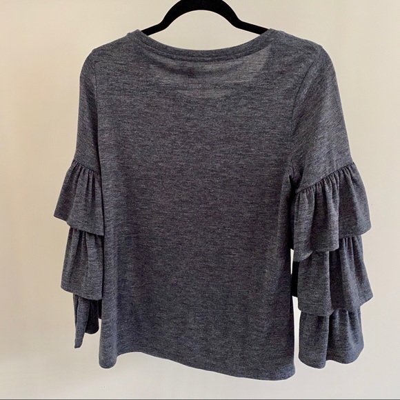 Banana Republic Tiered Sleeve Top - Picture 4 of 6